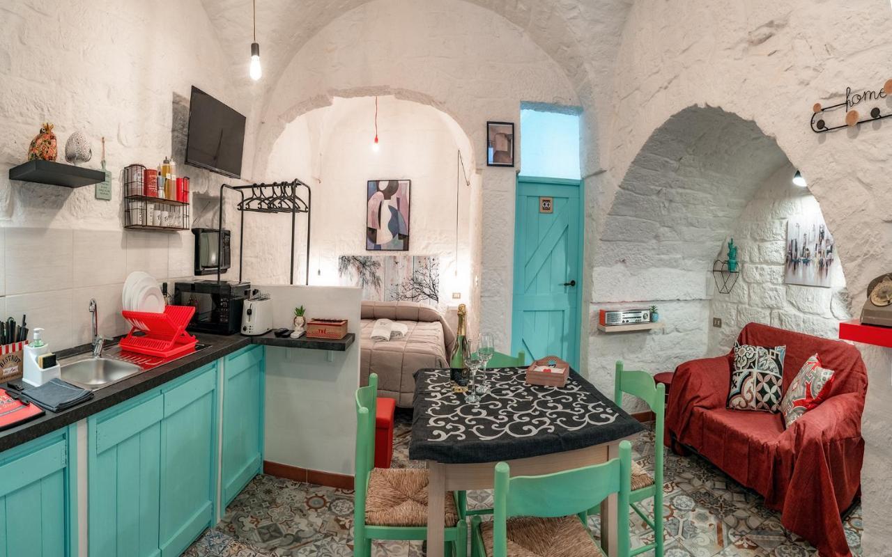 Casa Vacanze “House On The Left” Ceglie Messapica Ngoại thất bức ảnh